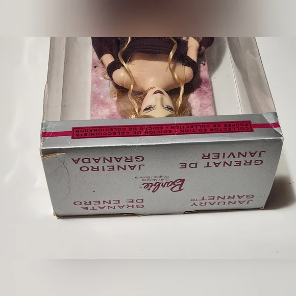 2002 January Garnet Barbie Doll The Birthstone Collection - Picture 7 of 12